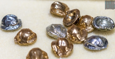 Bari, tre sorelle trasformano le orecchiette in gioielli: �Ma la pasta deve essere fatta a mano�